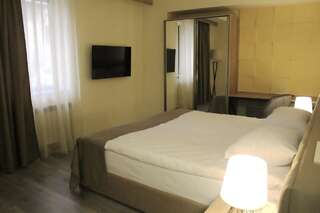 Отель MANDARIN Hotel Ереван Стандартный двухместный номер с 1 кроватью или 2 отдельными кроватями-6